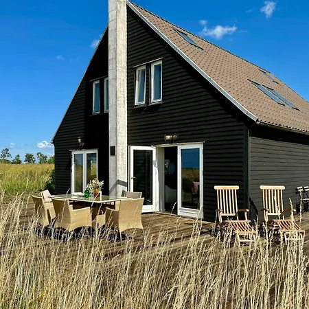 Modern House At Frederiksdal * Harpelunde